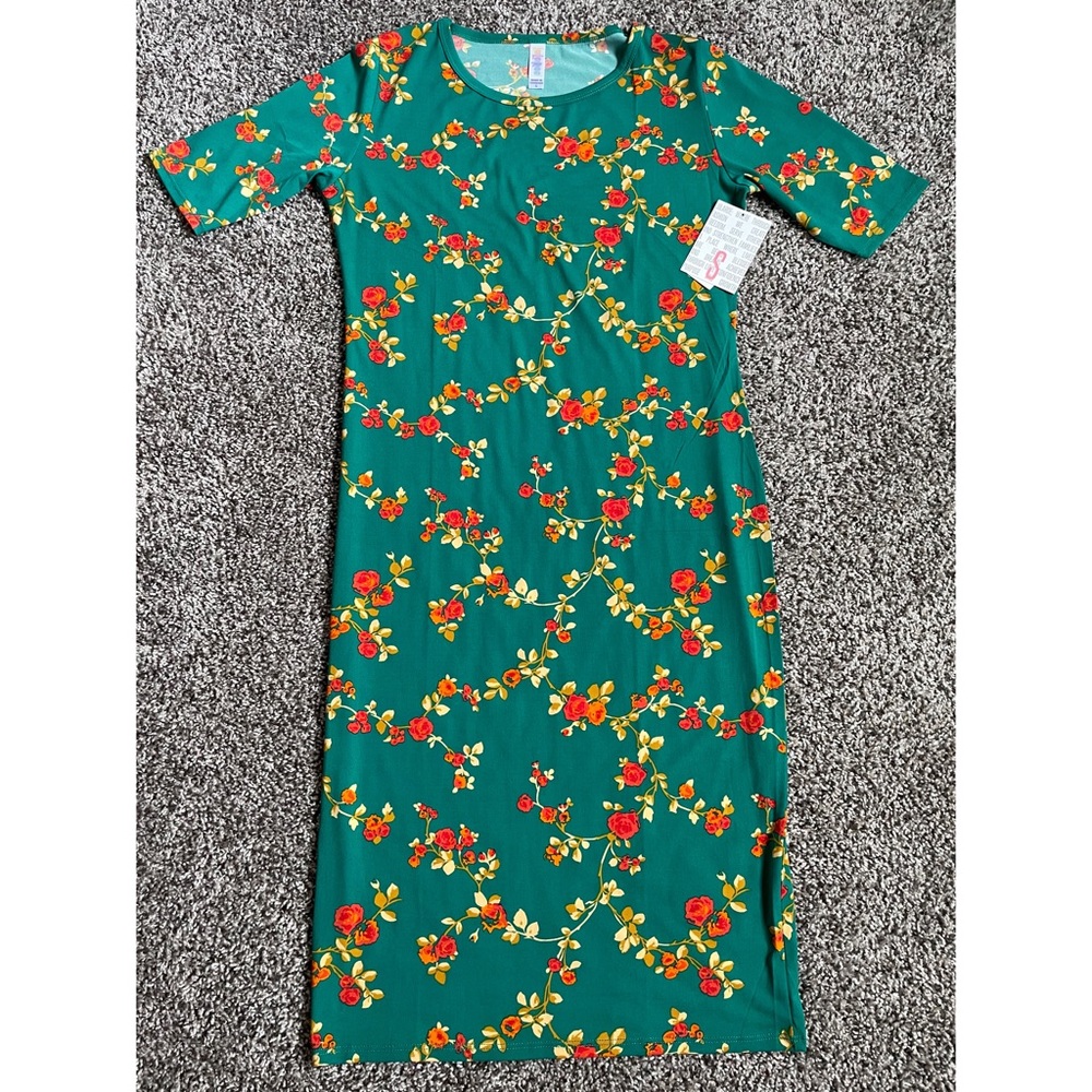 LuLaRoe Small Julia Dress